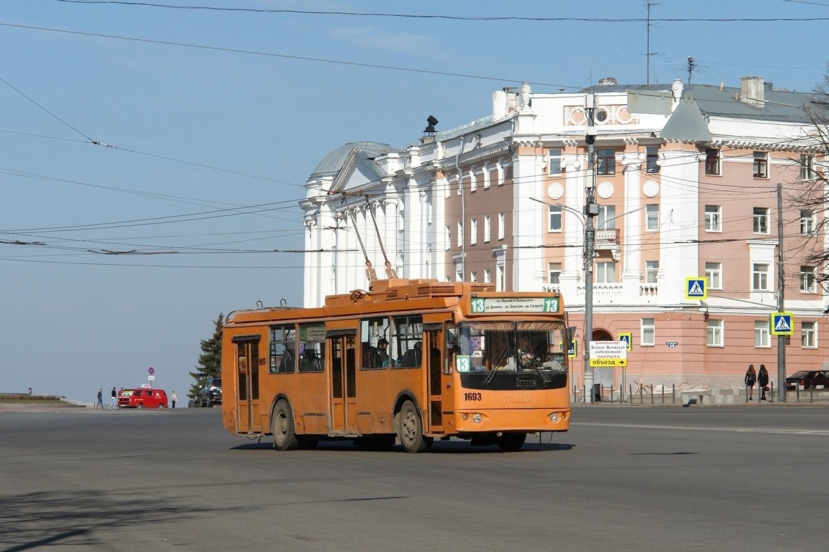 Маршрут трех нижегородских троллейбусов сократится до площади Свободы на 3 дня - фото 1