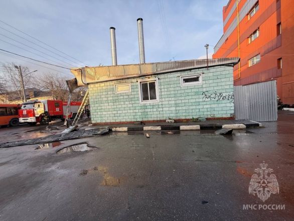 Барбершоп и пекарня сгорели в Нижнем Новгороде - фото 1