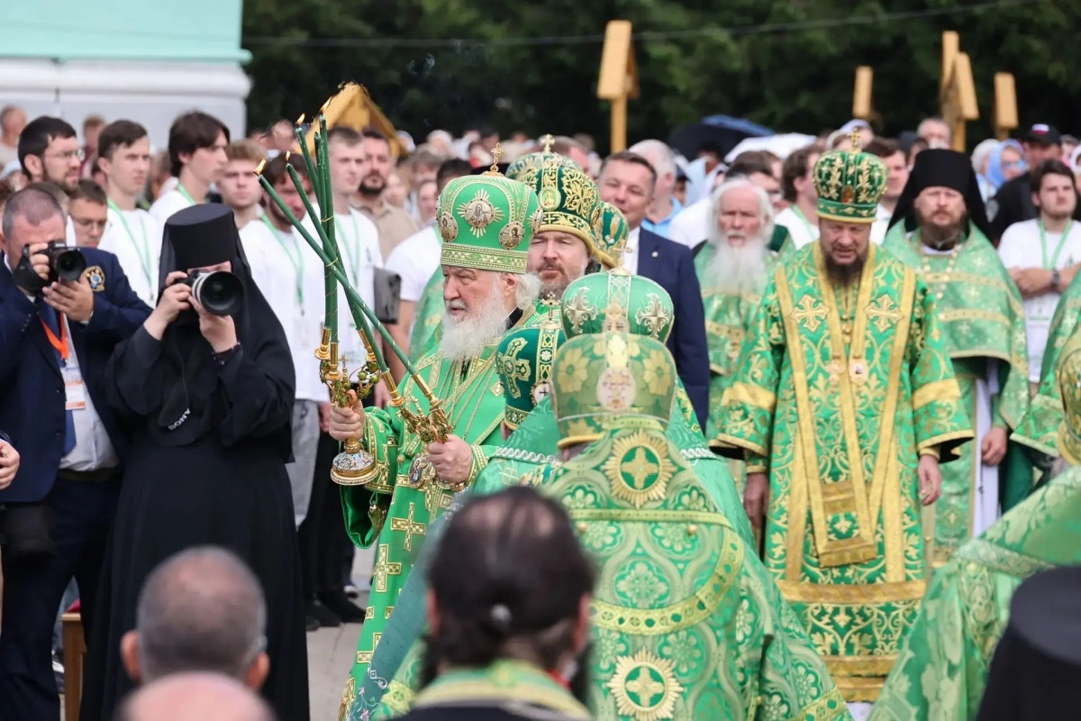 Люлин принял участие в праздновании дня памяти Серафима Саровского в Дивееве - фото 1