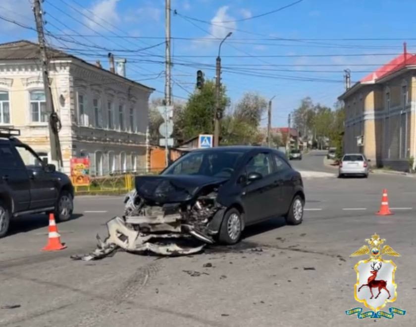 Мужчина пострадал в ДТП с тремя автомобилями в Богородске - фото 1