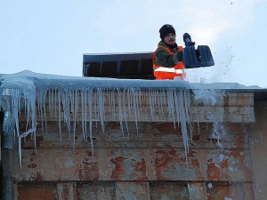 Нижегородские управляющие компании оштрафованы на 2 млн рублей за сосульки и наледь