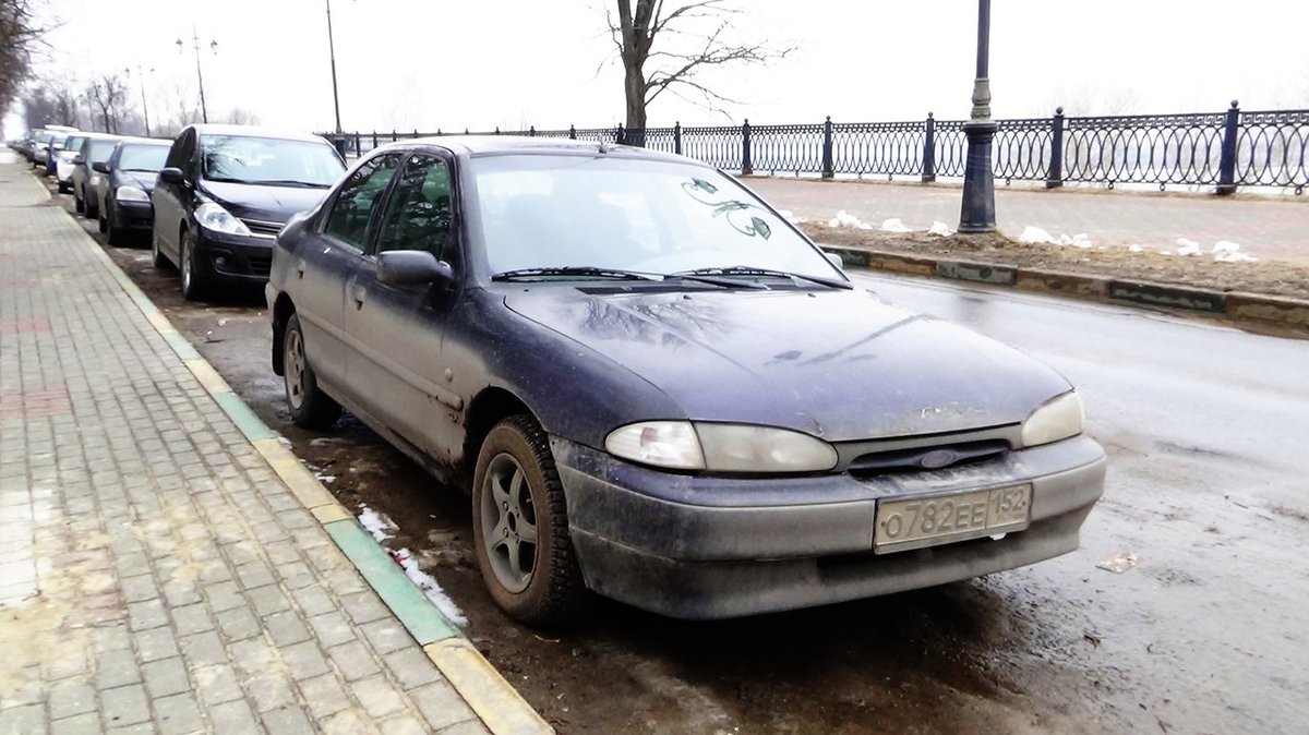 Российских водителей будут лишать прав за грязные автомобильные номера - фото 1