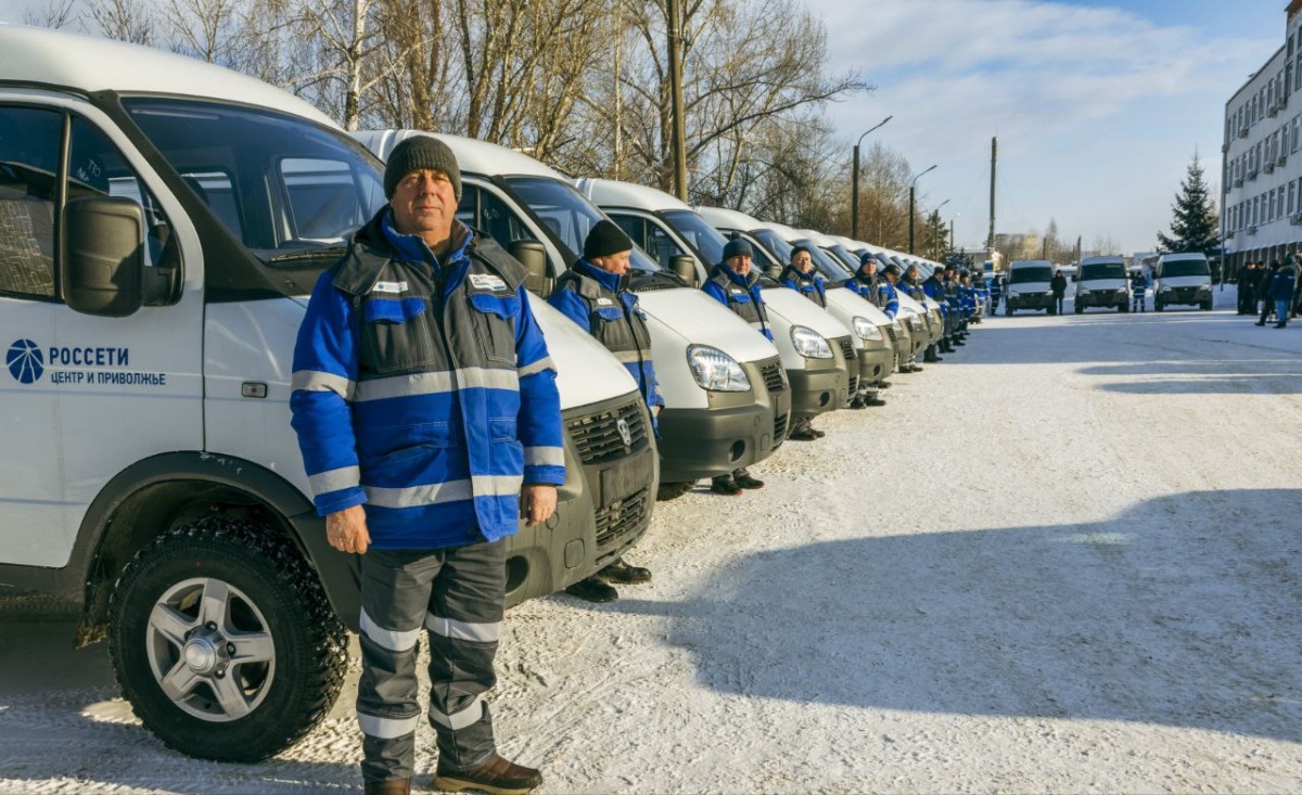 Автопарк &laquo;Нижновэнерго&raquo; пополнился новой техникой - фото 2