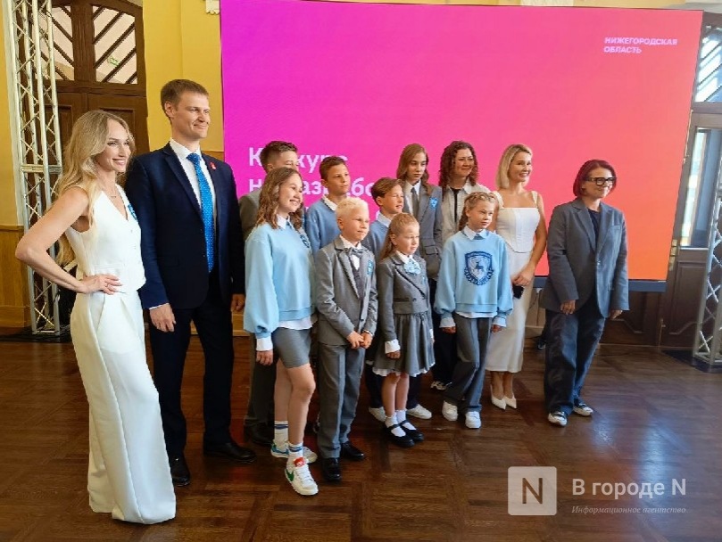 Новую школьную форму презентовали в Нижнем Новгороде: как она выглядит - фото 6