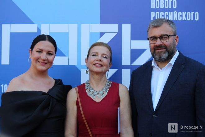 Знаменитости здесь: фоторепортаж с открытия &laquo;Горький fest&raquo; в Нижнем Новгороде - фото 70