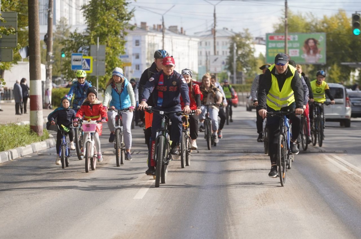 Велосезон &ndash; 2022 закрыли в Дзержинске велопробегом - фото 1