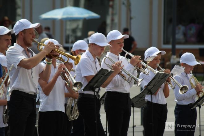 От маршей до джаза: парад оркестров прошел по Нижнему Новгороду - фото 25