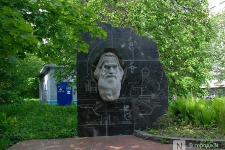 Сухостой и нехватка лавочек: нижегородцы назвали главные проблемы парка Кулибина