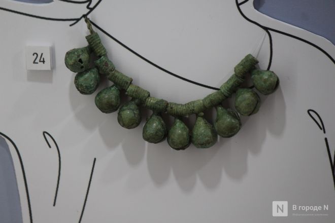 Монеты, украшения и боевые топоры: фоторепортаж с выставки археологических находок в Нижнем Новгороде - фото 79