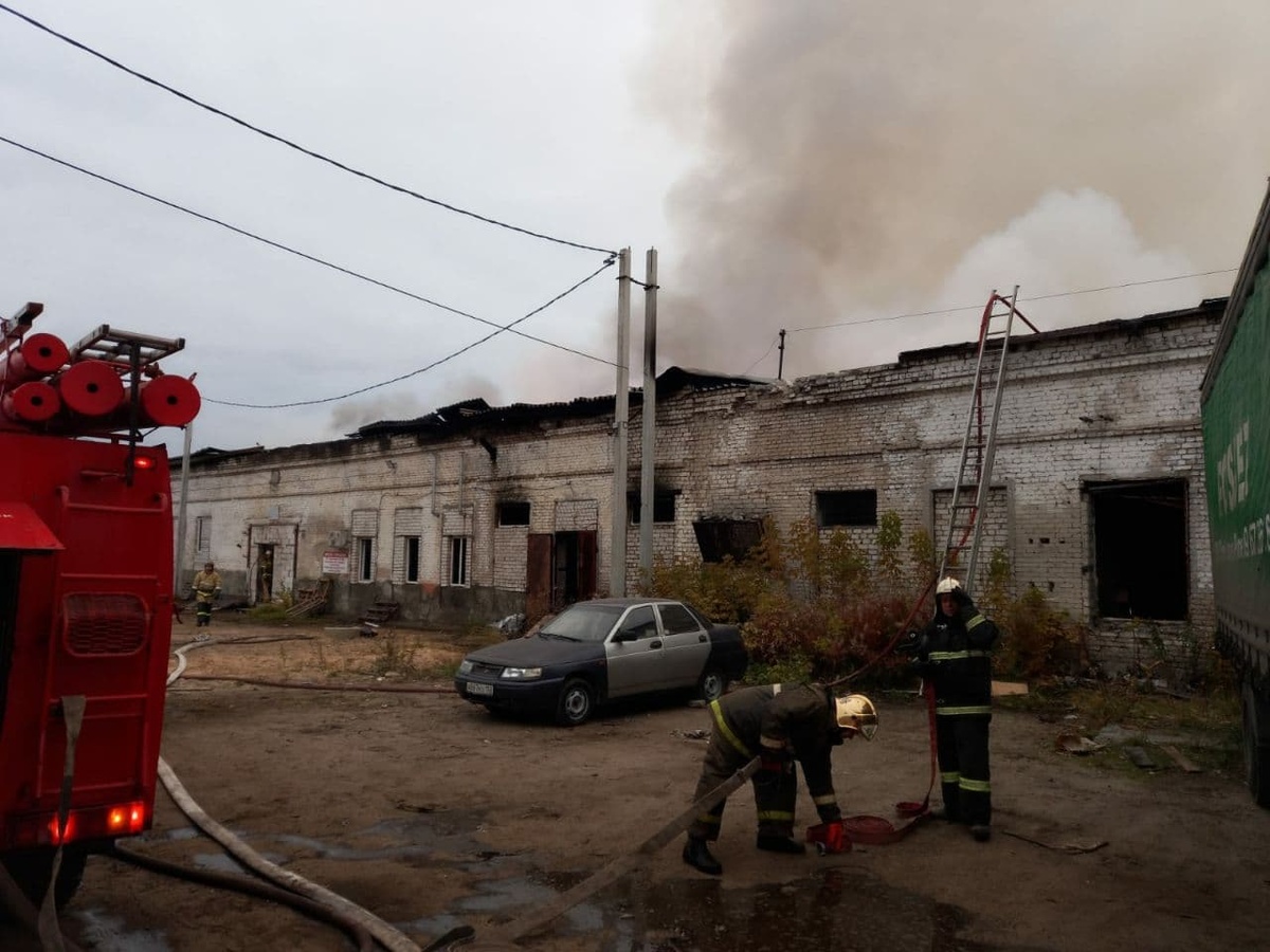 Пожар на складе в Дзержинске полностью ликвидирован - фото 1