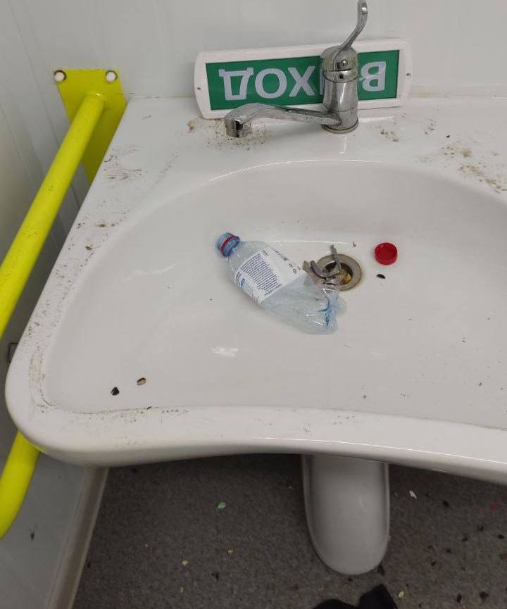 Борьбу с вандалами в уличных туалетах начали в Городецком округе - фото 1