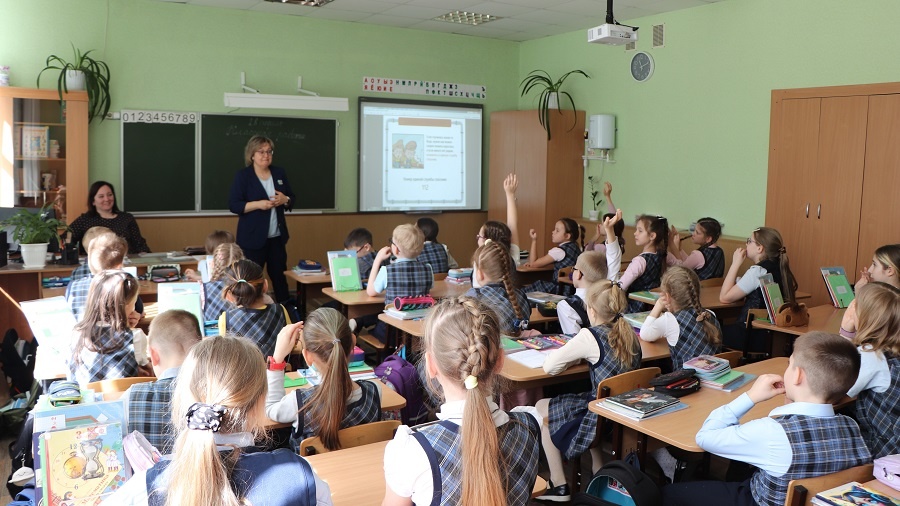 Энергетики &laquo;Т Плюс&raquo; рассказали дзержинским школьникам об энергобезопасности - фото 1