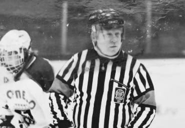 Ушел из жизни нижегородский хоккейный арбитр Сергей Балашов - фото 1