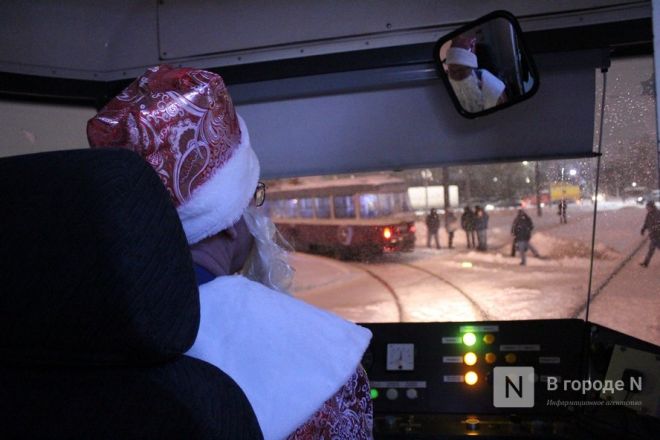 Три новогодних трамвая вышли на нижегородские маршруты - фото 34