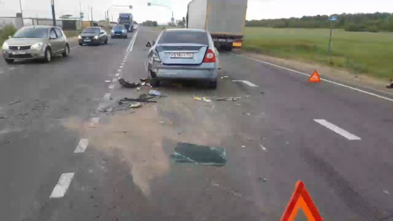 Водитель иномарки получил травмы в столкновении четырех автомобилей в Арзамасском районе - фото 2