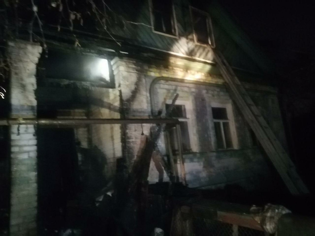 30 собак и их хозяин погибли при пожаре в Нижнем Новгороде  - фото 1